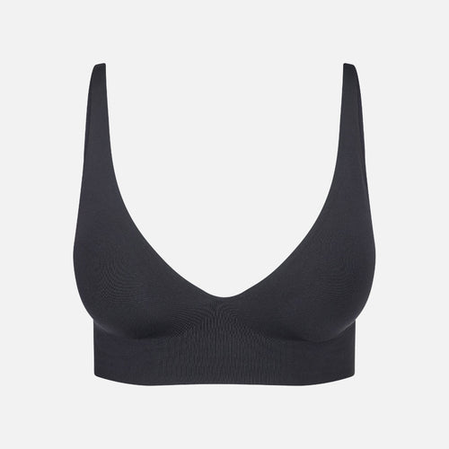 Cozylea Comfort Bra in Black, seamless and wireless, front view